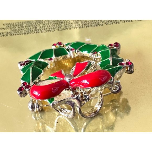 Vintage 90's Christmas Wreath Pendant Pin Jingle Bells Crystal Accents O… - Picture 8 of 12